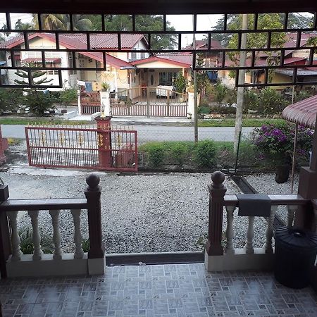 Hotel Teratak Opah Kamunting Taiping Exterior foto